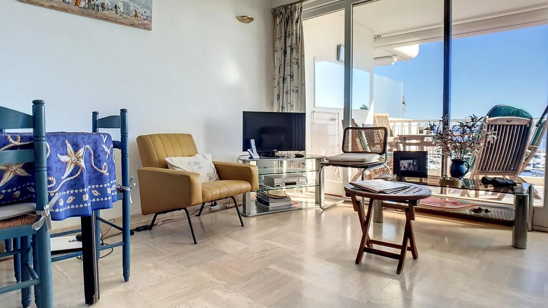 Holiday home Henri Camille Real Estate- Le Cap - 2 Bedrooms Apt Sea View Cannes France